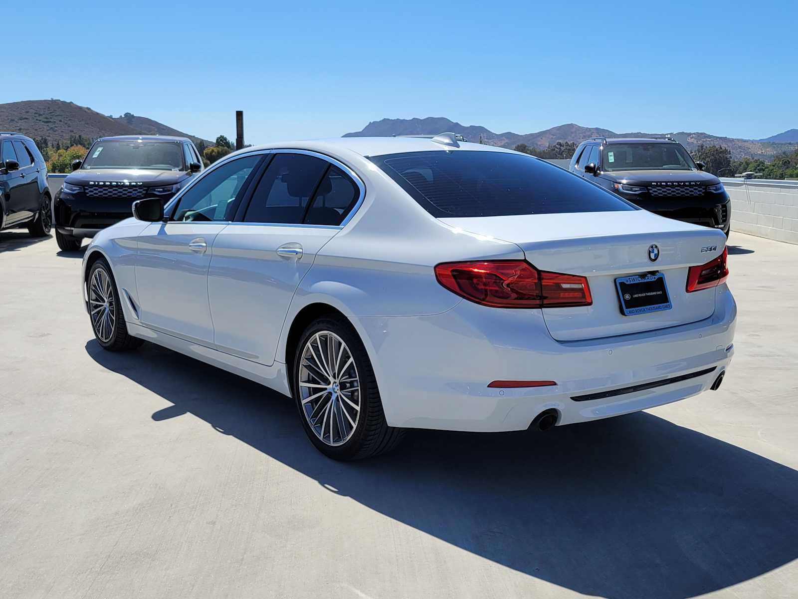 Used 2018 BMW 530i RWD image 11