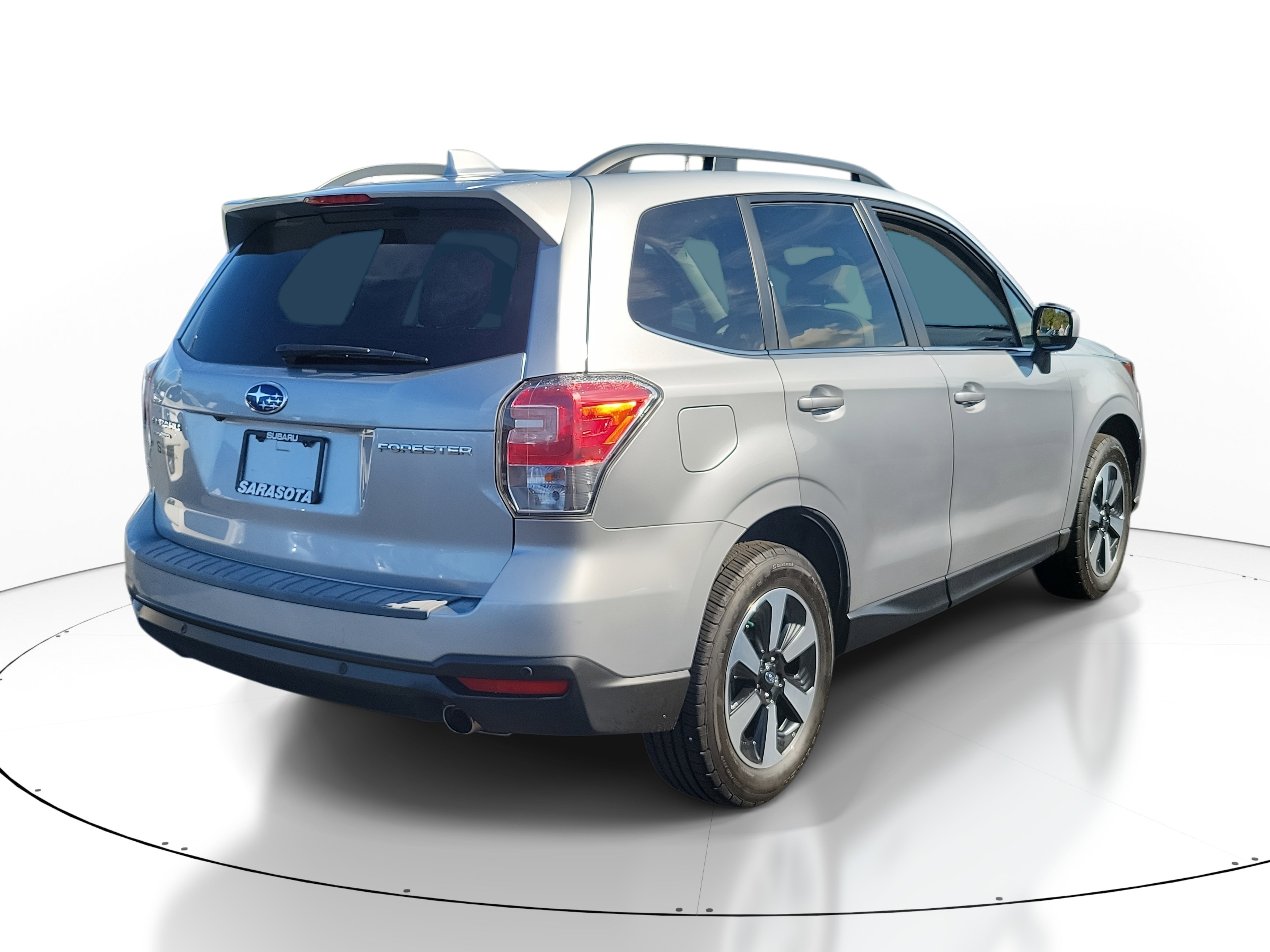 Used 2018 Subaru Forester 2.5i Limited image 6