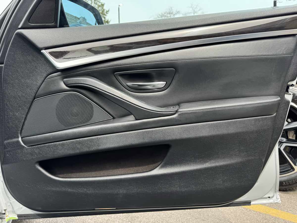Used 2016 BMW 535i xDrive Sedan image 37