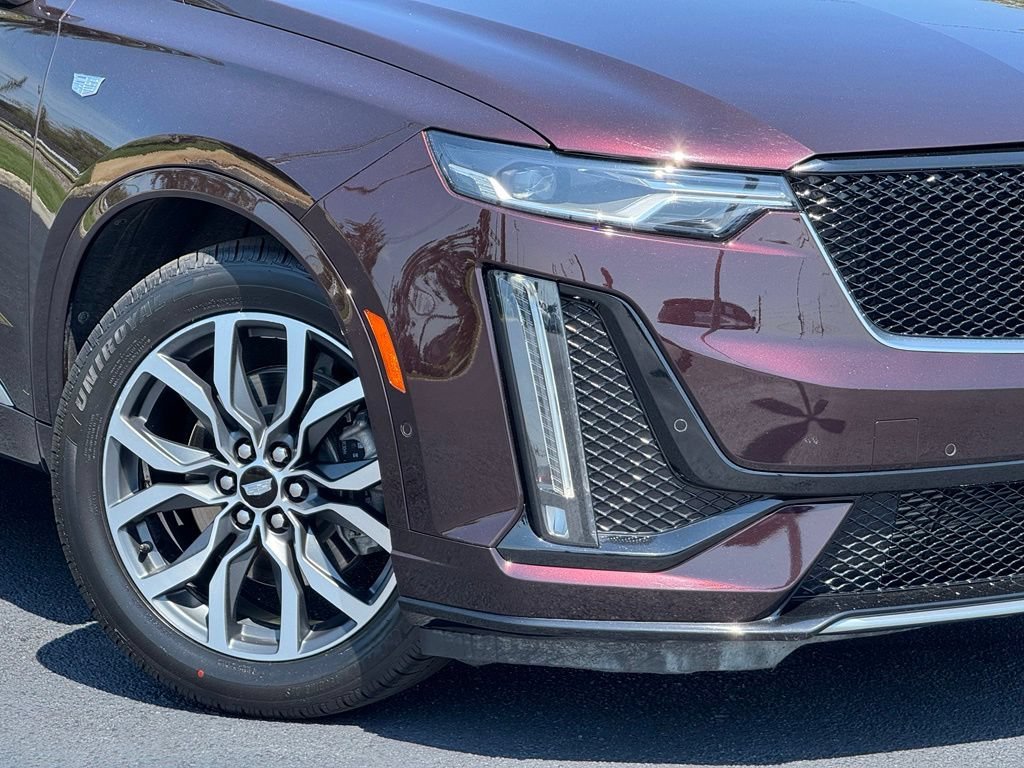 Used 2021 Cadillac XT6 Sport AWD/4WD image 13