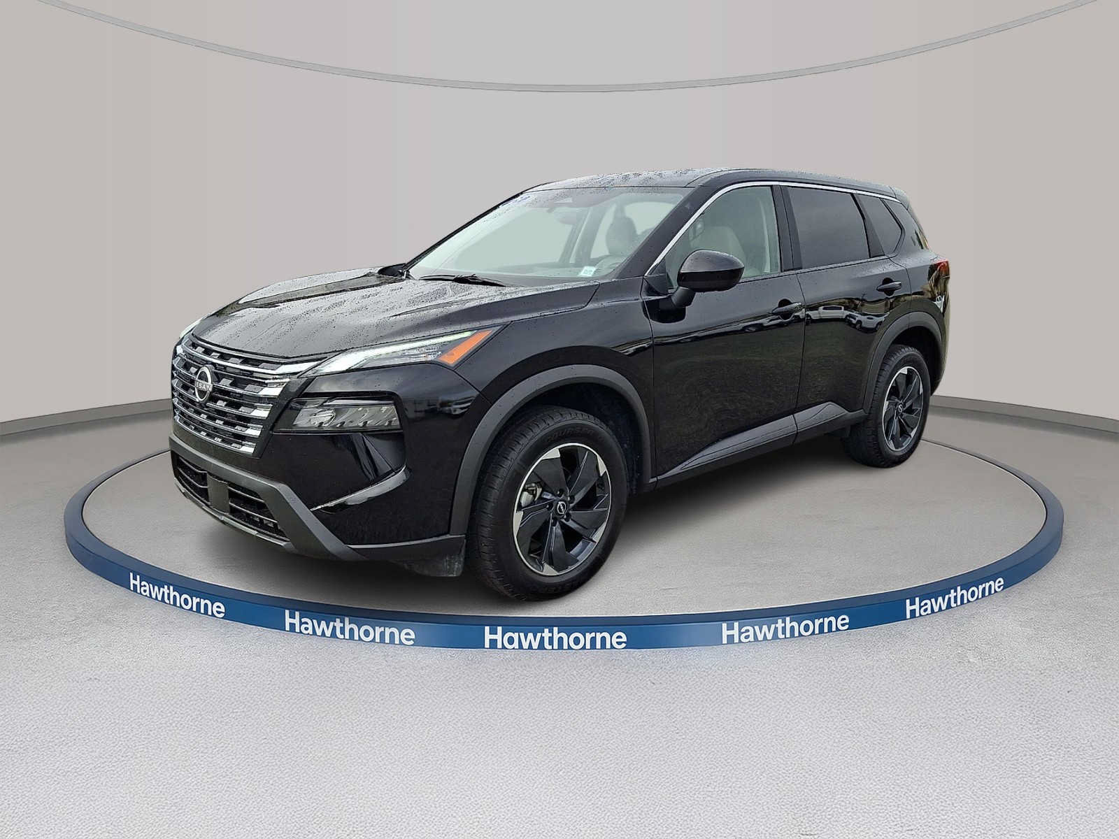 Used 2025 Nissan Rogue SV AWD/4WD image 3