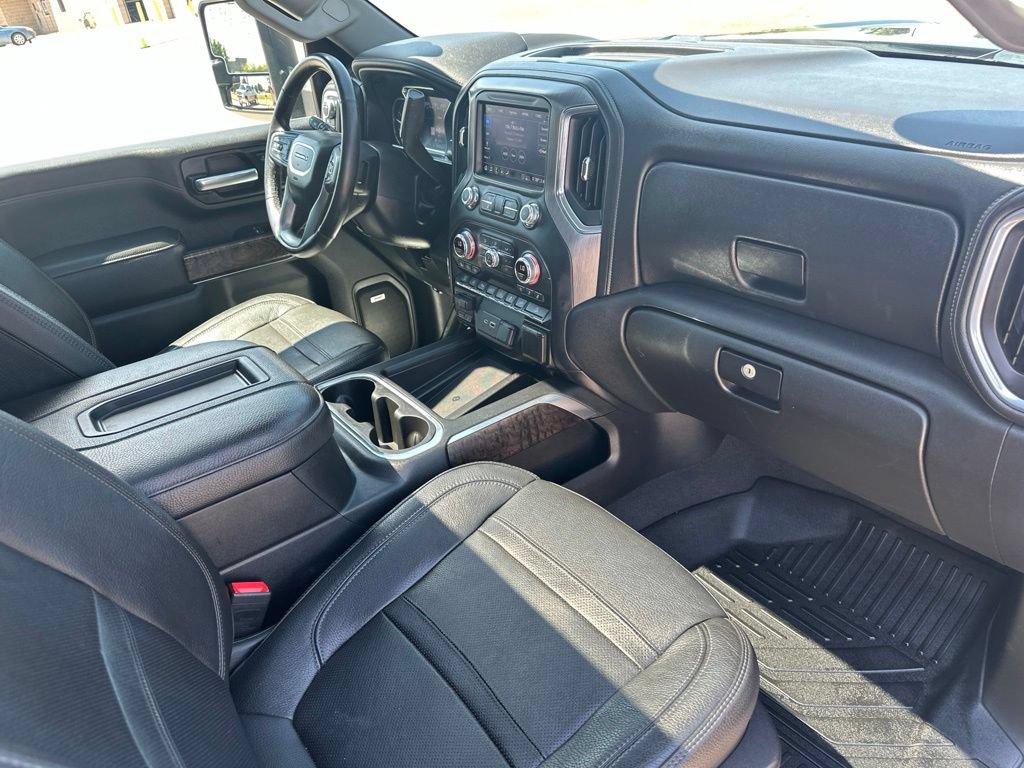 Certified 2020 GMC Sierra 3500 Denali w/ Denali Ultimate Package AWD/4WD image 31