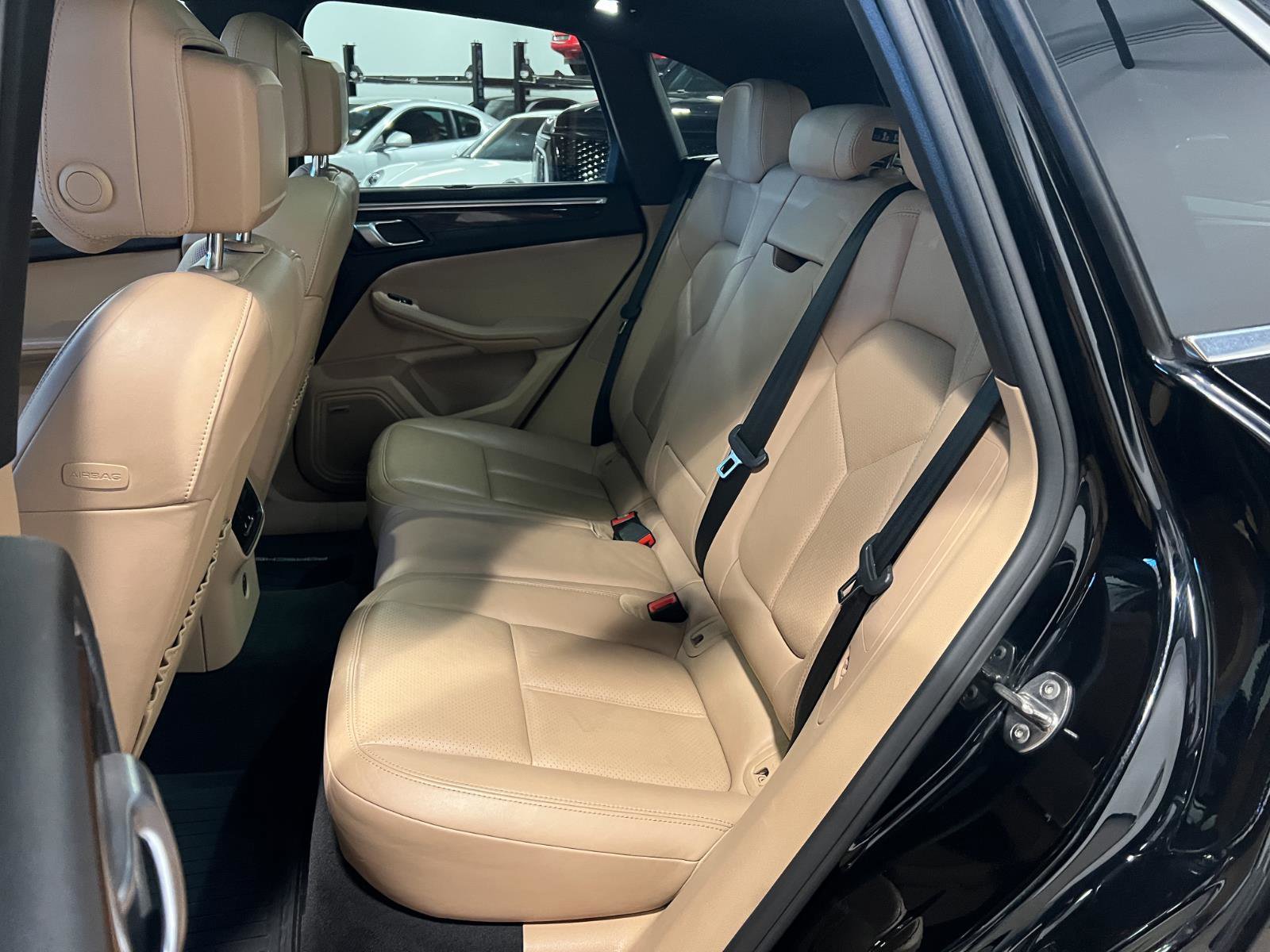 Used 2019 Porsche Macan S image 29