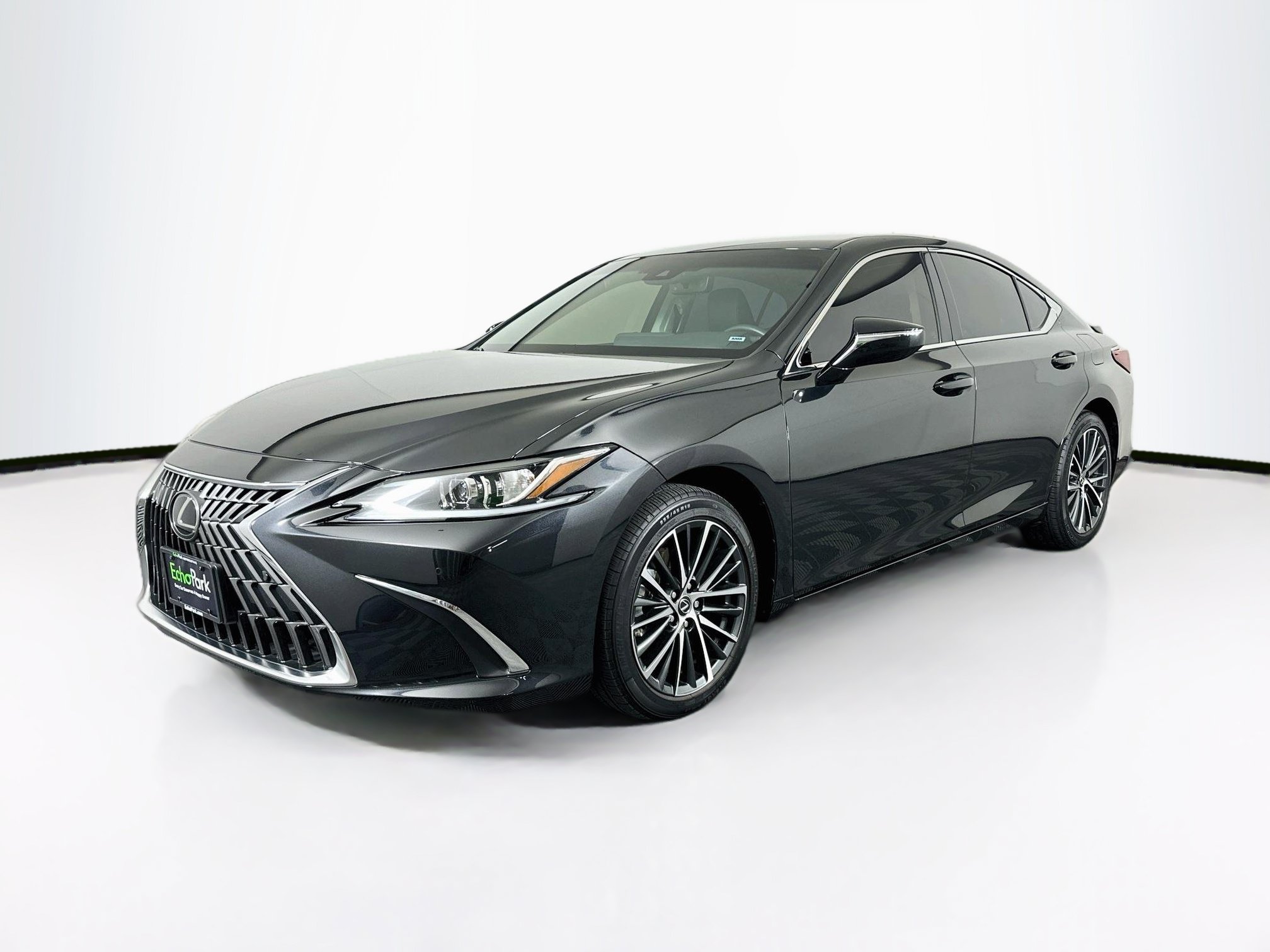 Used 2024 Lexus ES 300h w/ Premium Package FWD image 3