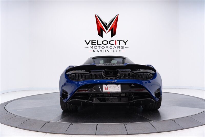 Used 2024 McLaren 750S Spider RWD image 8