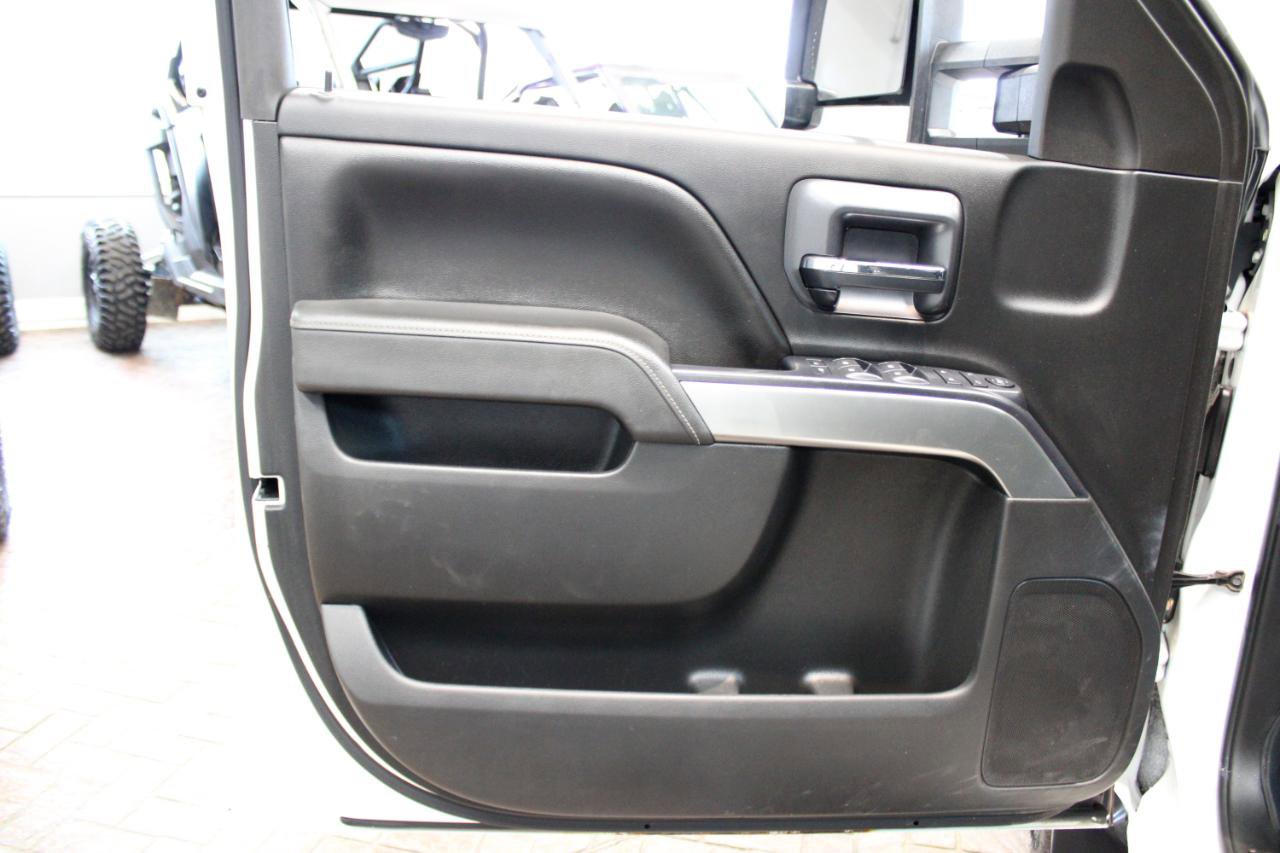 Used 2015 Chevrolet Silverado 2500 LT w/ LT Convenience Package image 13