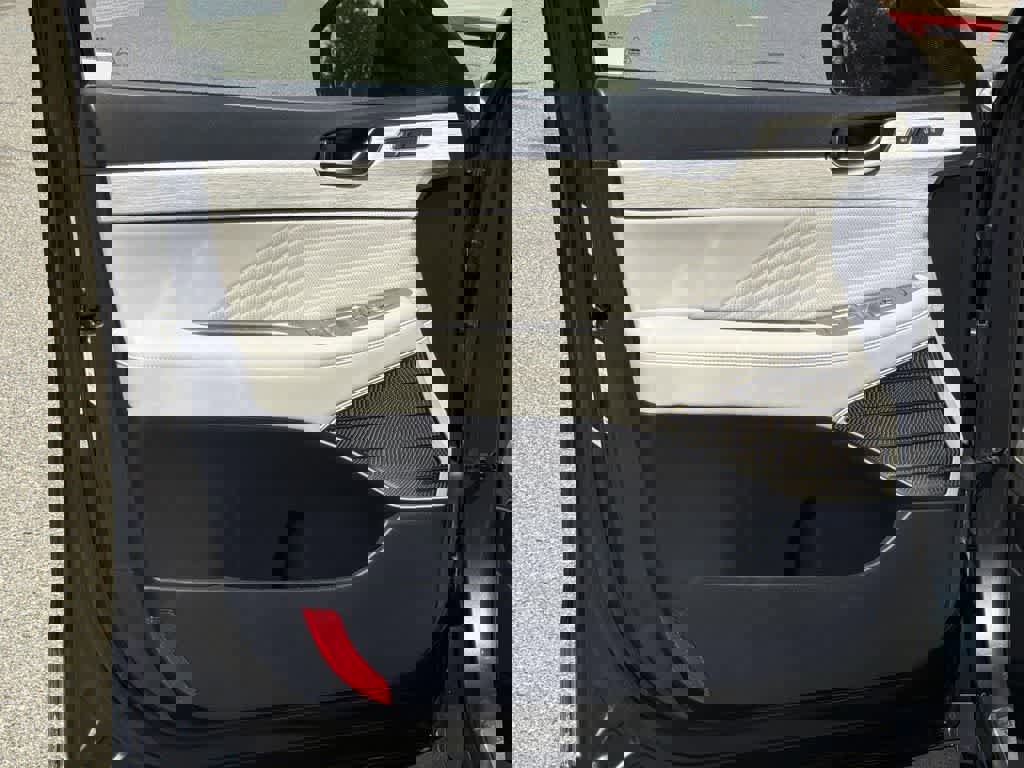 Used 2024 Hyundai Palisade Calligraphy image 24