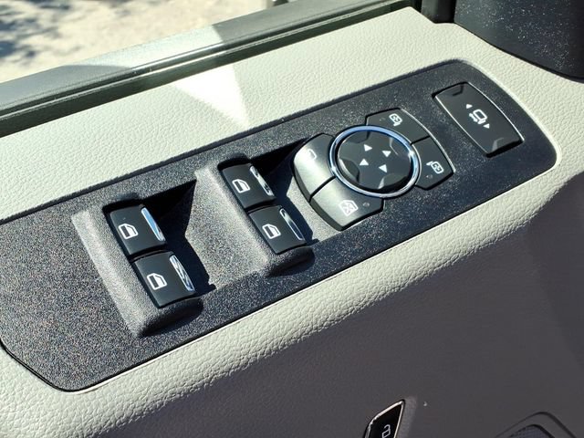 Used 2020 Ford F250 XLT w/ XLT Premium Package AWD/4WD image 21