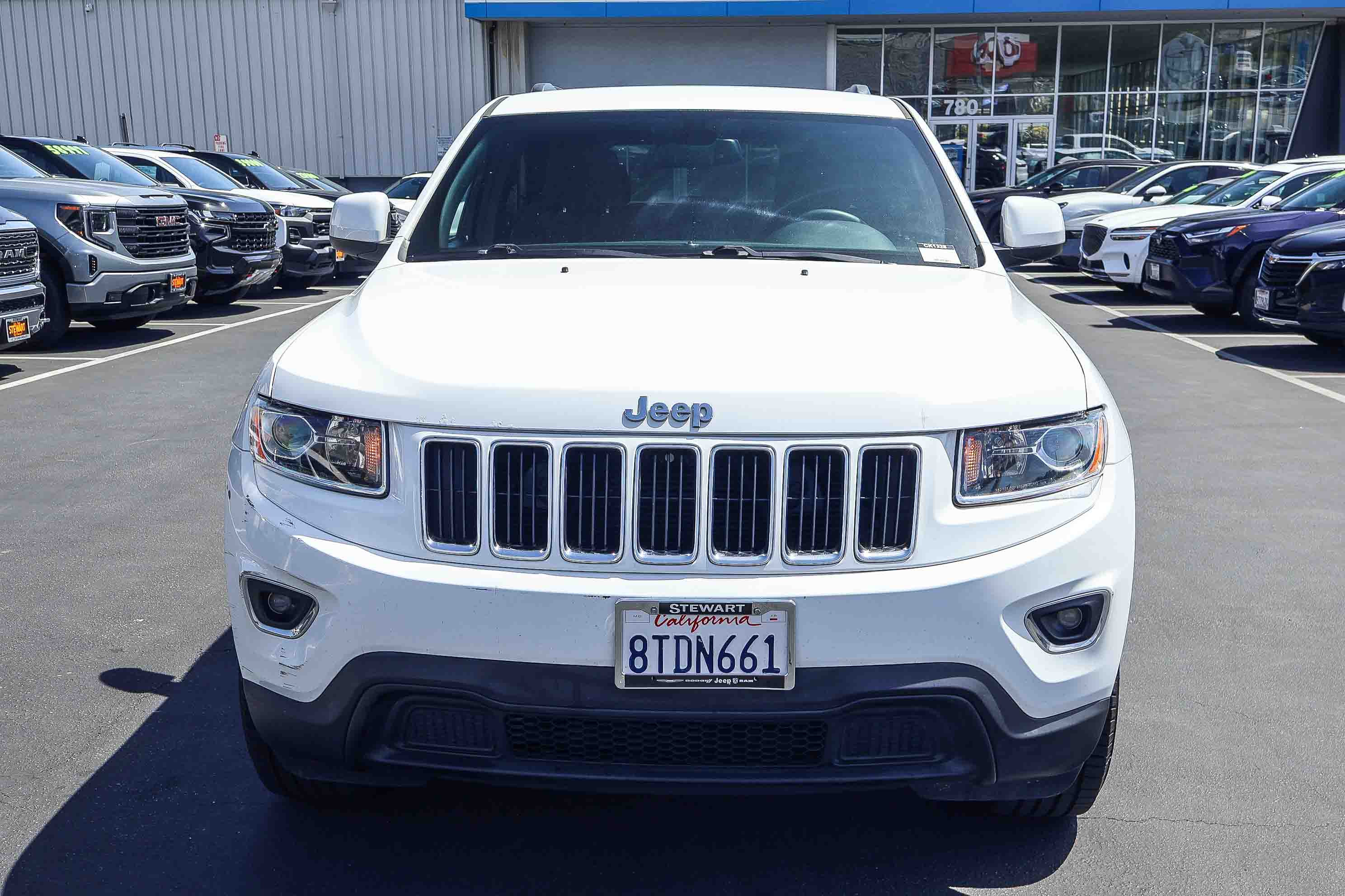 Used 2015 Jeep Grand Cherokee Laredo w/ Quick Order Package 23E AWD/4WD image 16