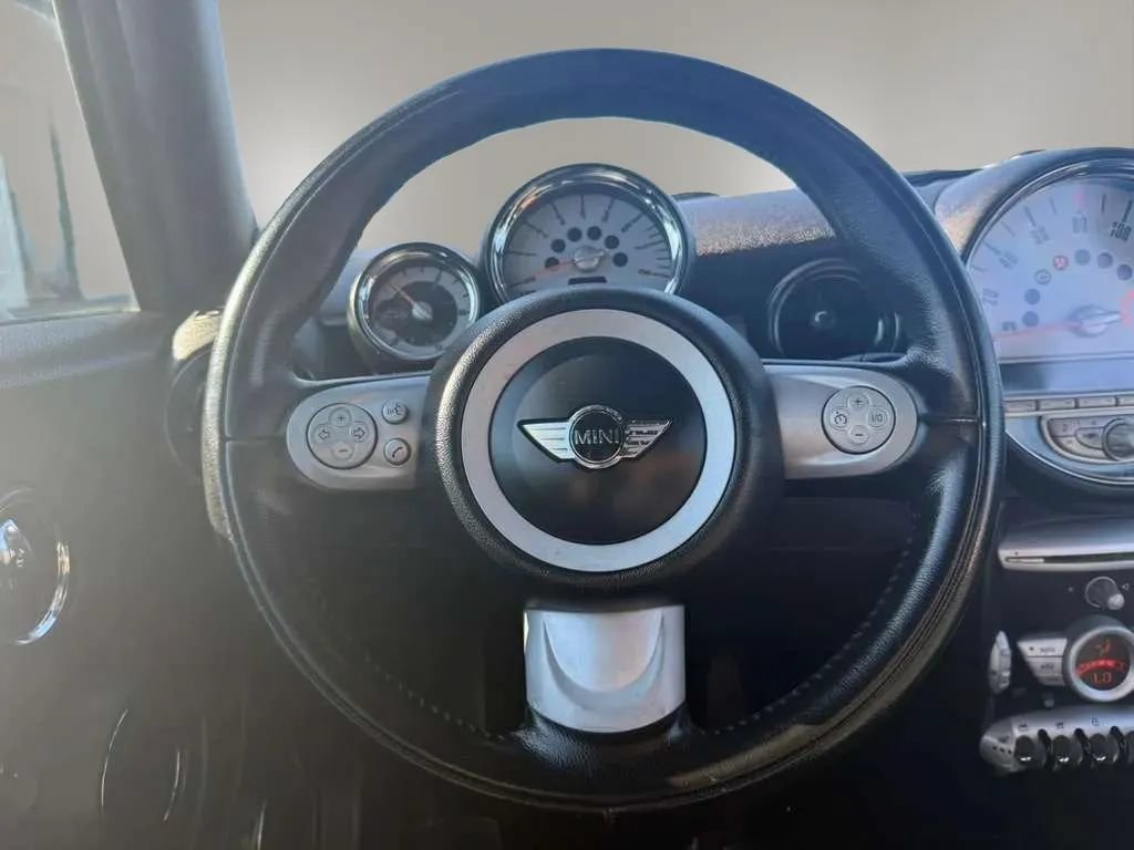 Used 2010 MINI Cooper Convertible FWD image 16