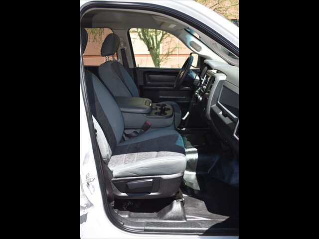 Used 2018 RAM 1500 4x4 Crew Cab w/ Protection Group image 31