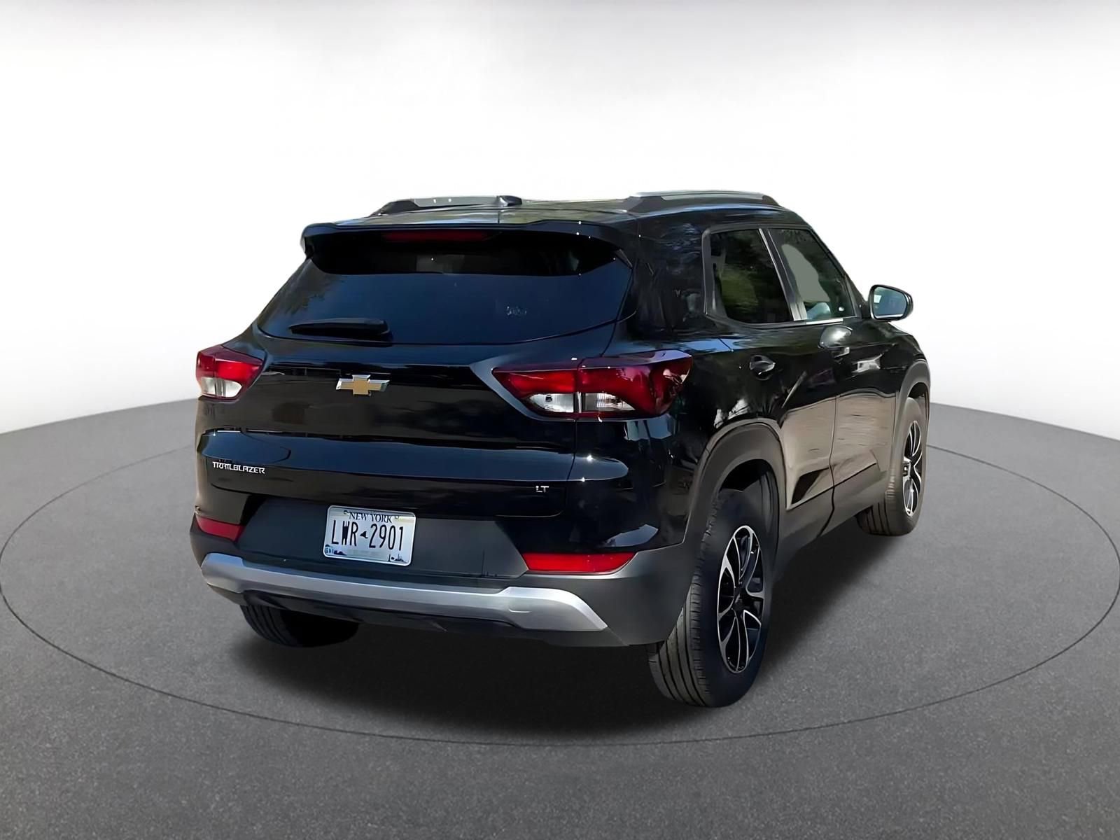 Used 2025 Chevrolet TrailBlazer LT image 12