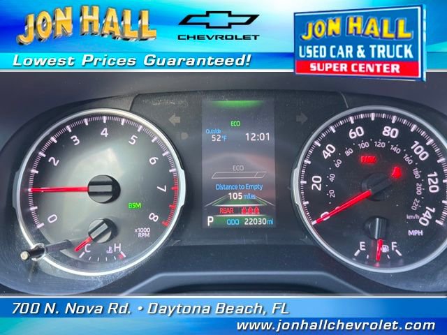 Used 2021 Toyota RAV4 XLE Premium image 23