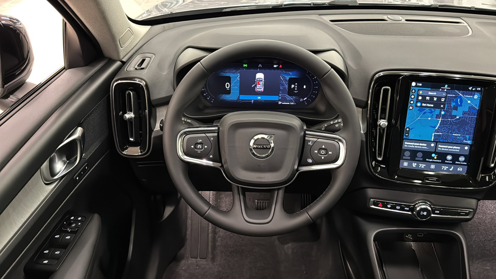 Used 2026 Volvo XC40 B5 Plus w/ Protection Package Premier image 12