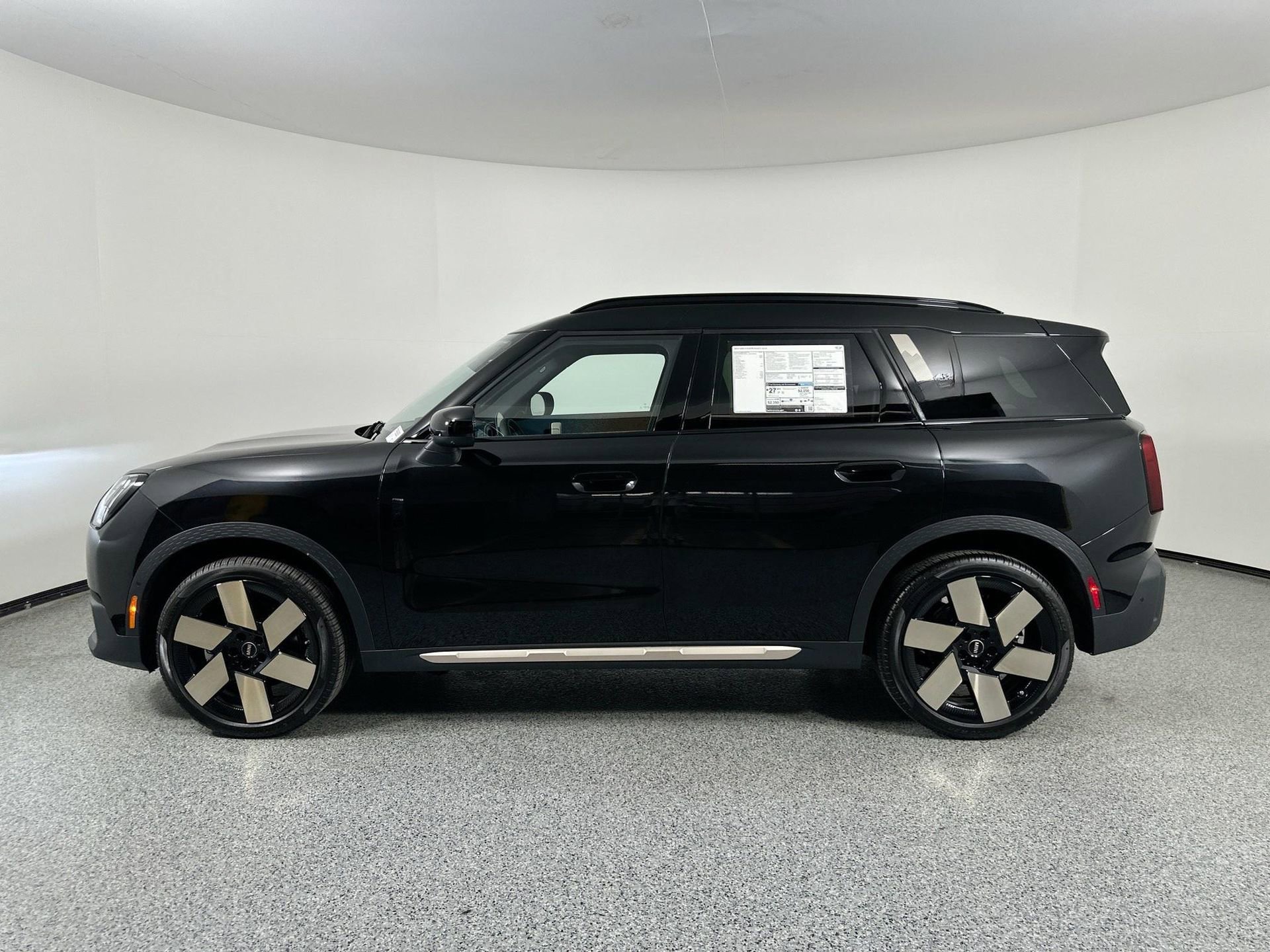 New 2025 MINI Cooper Countryman S w/ Comfort Package Max image 10