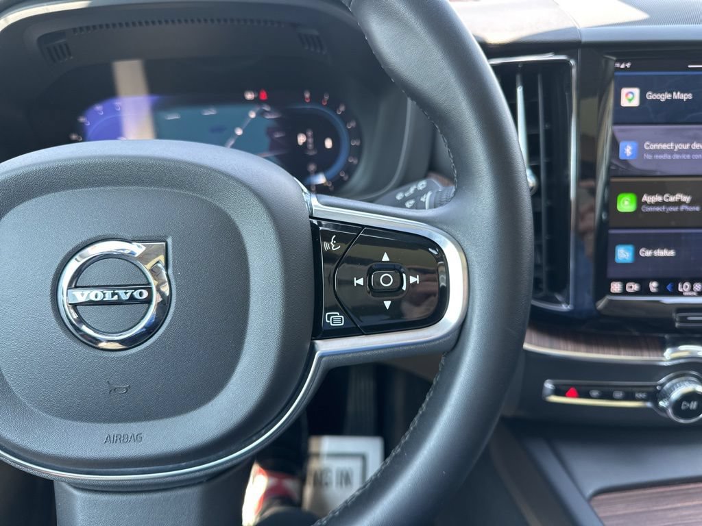 Used 2023 Volvo XC60 B5 Plus w/ Climate Package AWD/4WD image 16