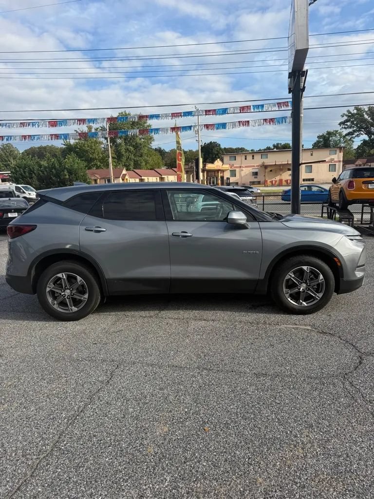 Used 2026 Chevrolet Blazer LT AWD/4WD image 5