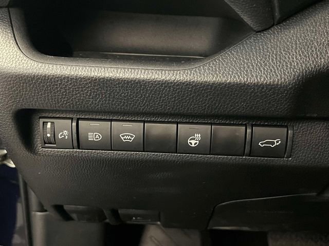 Used 2023 Toyota RAV4 XLE Premium AWD/4WD image 21