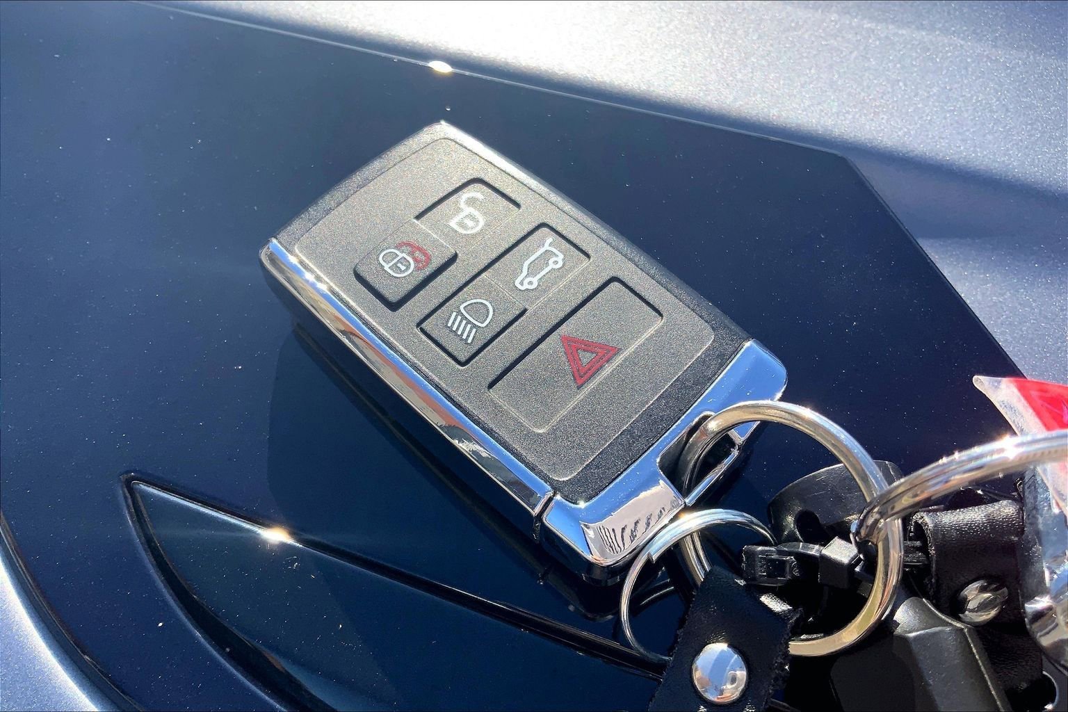 Used 2024 Land Rover Range Rover Sport Dynamic SE image 13