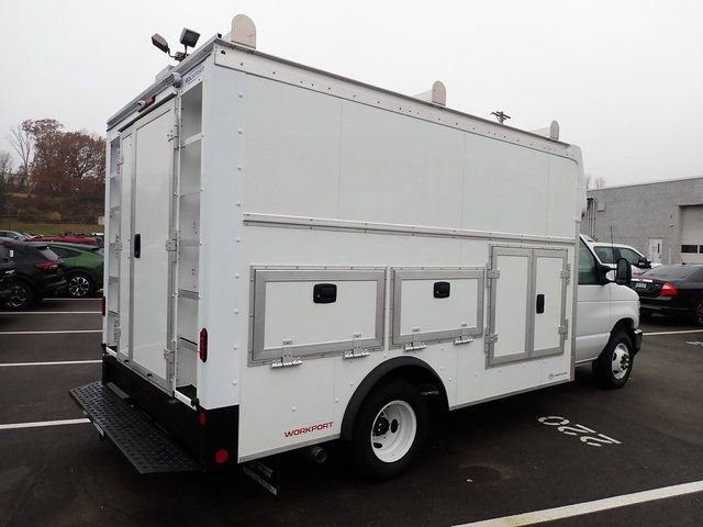 New 2026 Ford E-350 and Econoline 350 Super Duty w/ Power Equipment Group RWD image 8