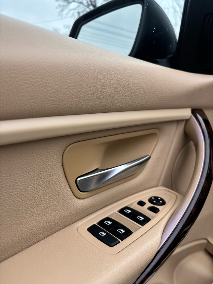 Used 2013 BMW 328i xDrive Sedan image 11