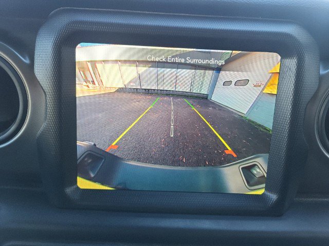 Used 2023 Jeep Gladiator Sport image 6