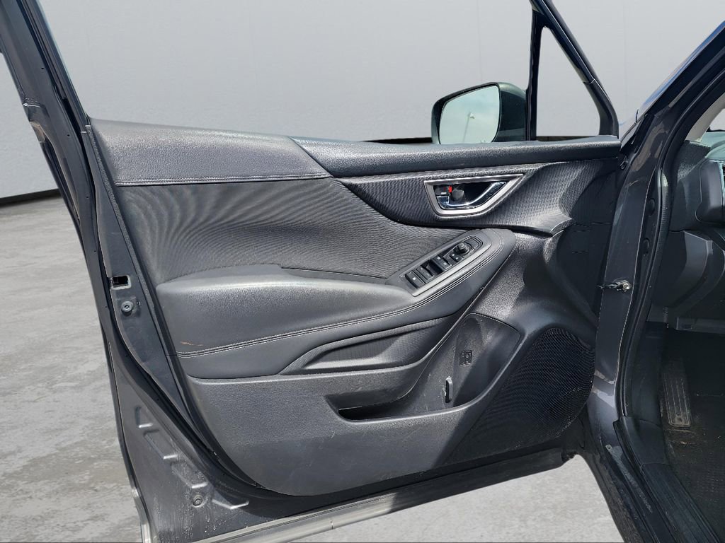 Used 2022 Subaru Forester Premium AWD/4WD image 11