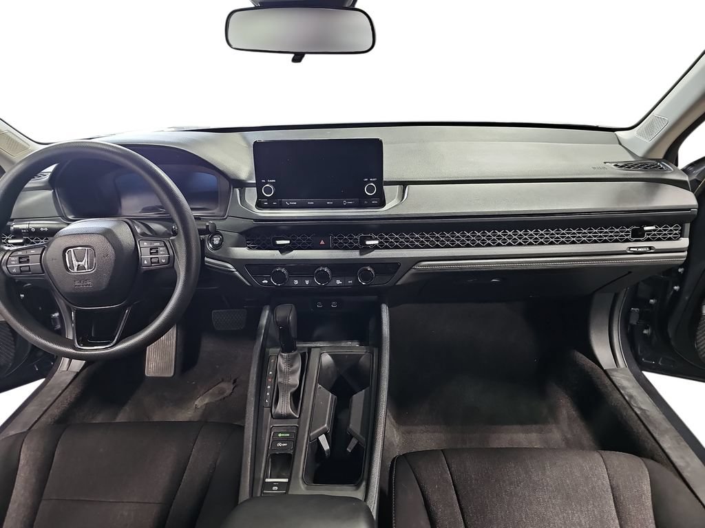 Used 2025 Honda Accord SE image 9