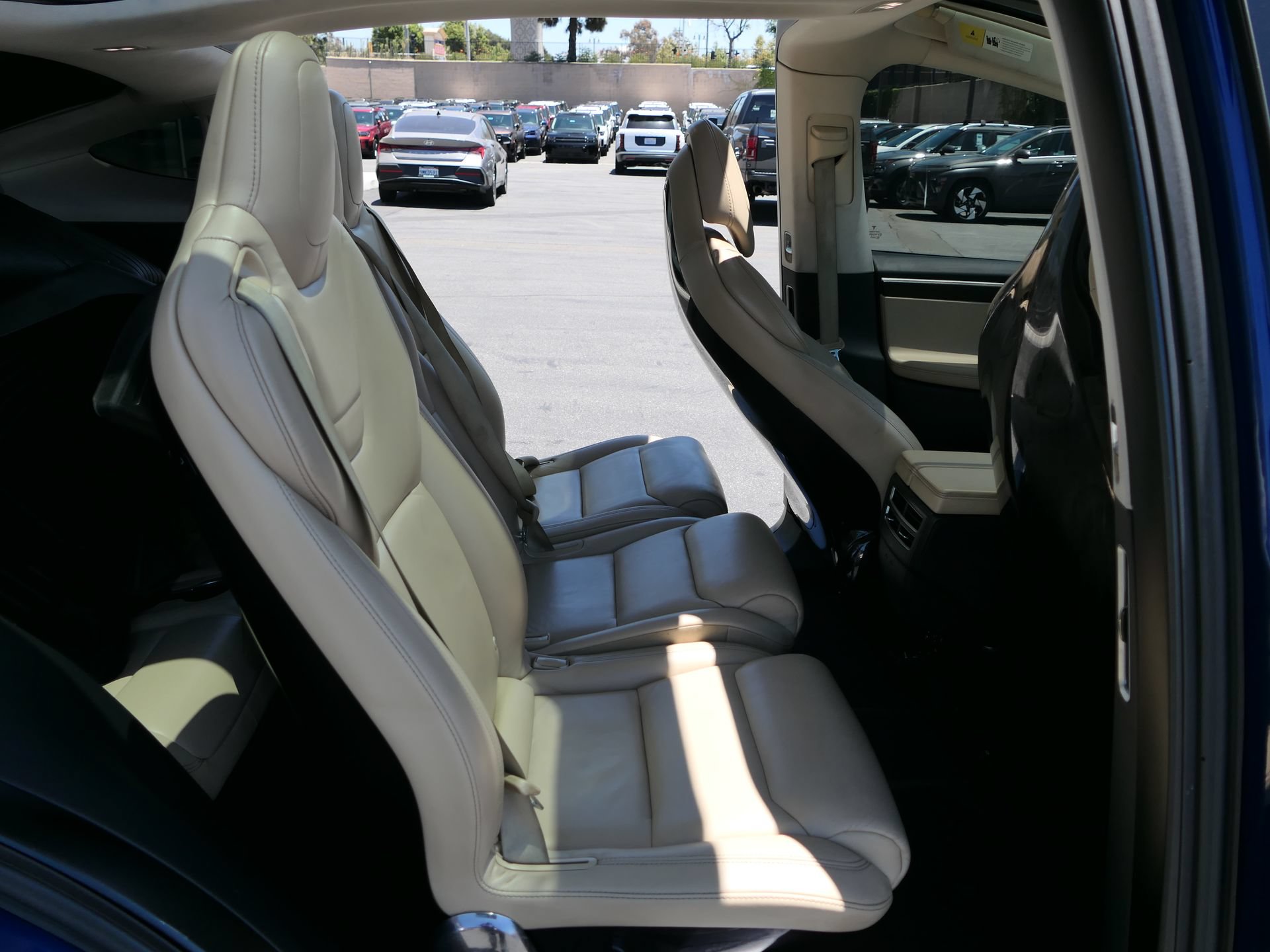 Used 2016 Tesla Model X 90D AWD/4WD image 21
