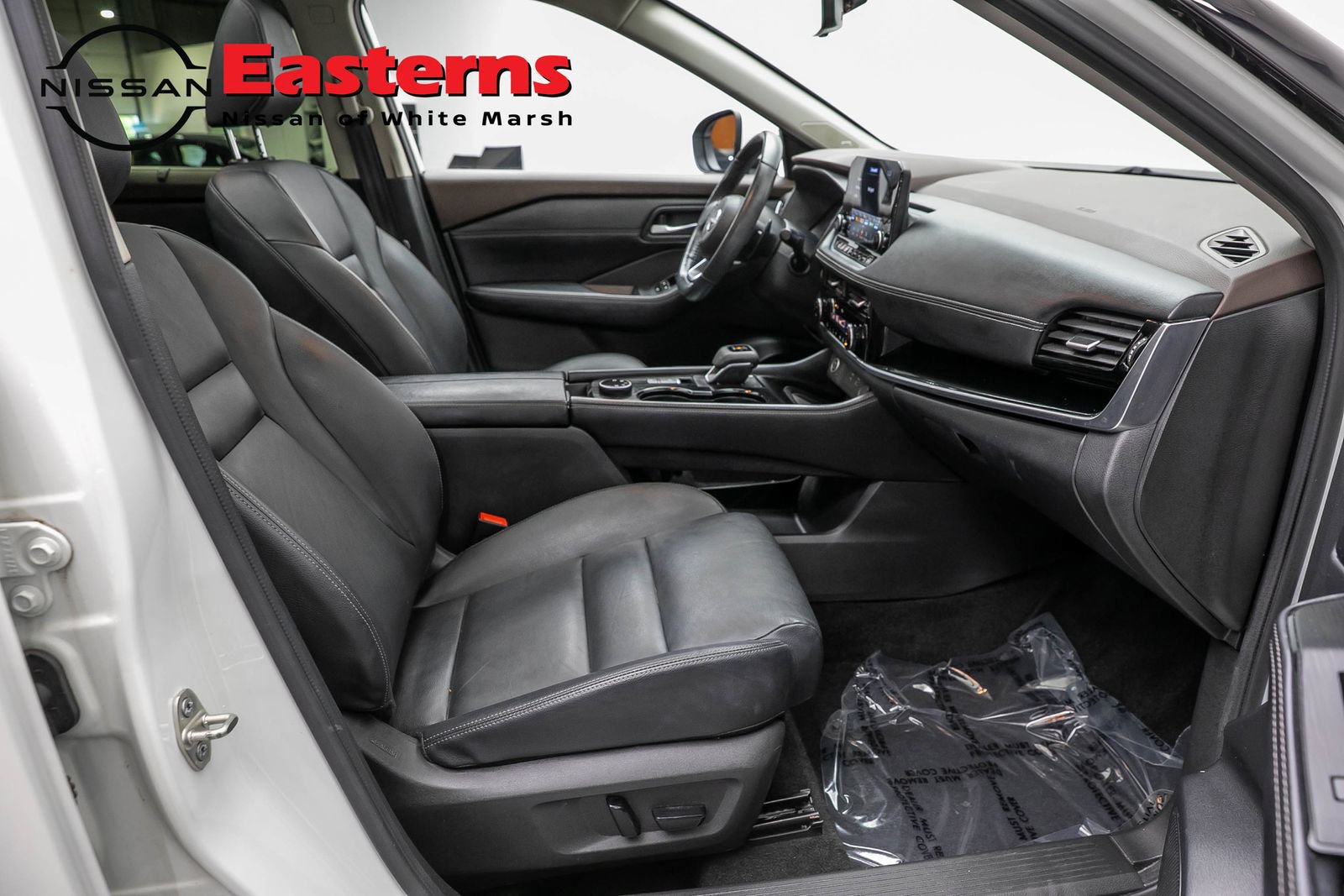 Used 2023 Nissan Rogue SL w/ SL Premium Package AWD/4WD image 25
