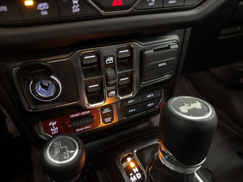 New 2026 Jeep Wrangler Unlimited Rubicon 392 w/ Quick Order Package 27X Moab image 35