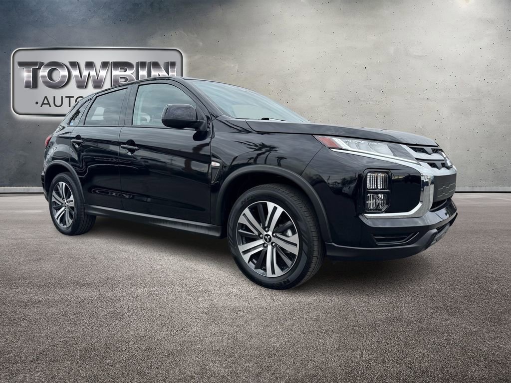 Used 2025 Mitsubishi Outlander Sport ES AWD/4WD image 3