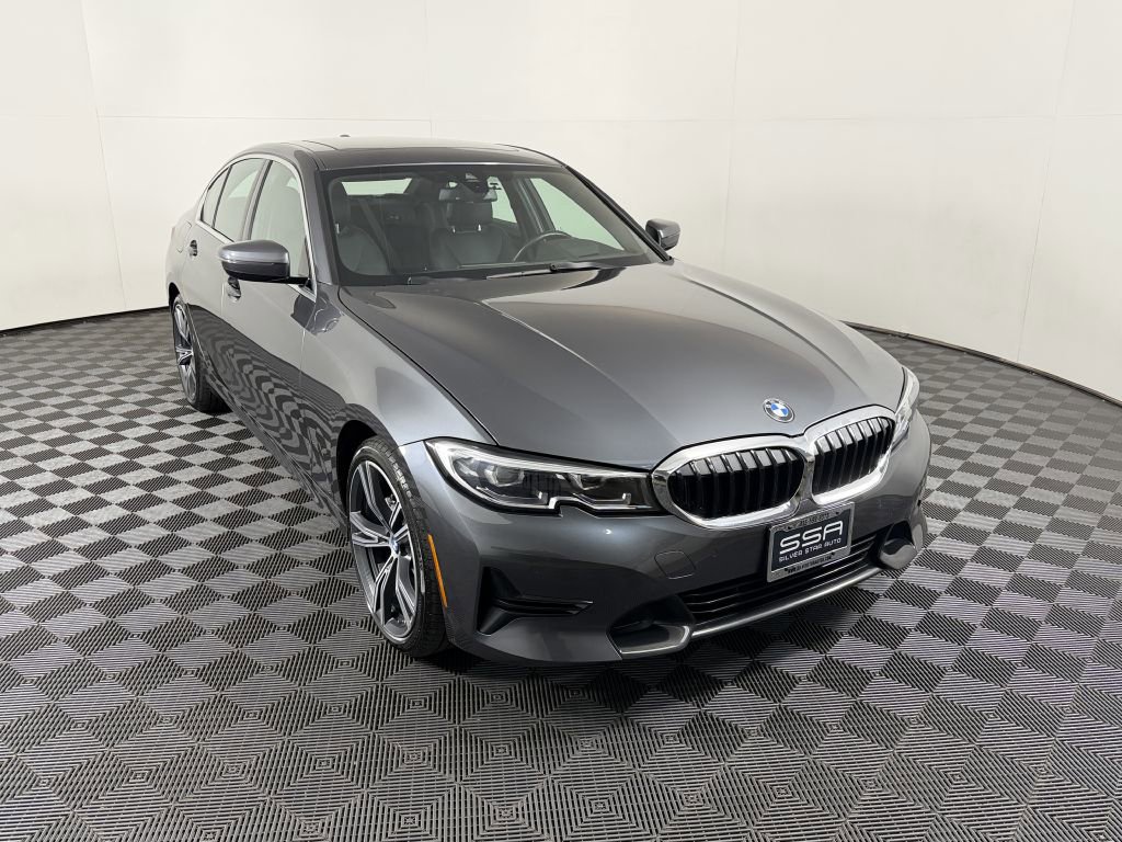 Used 2021 BMW 330i xDrive Sedan w/ Premium Package image 9