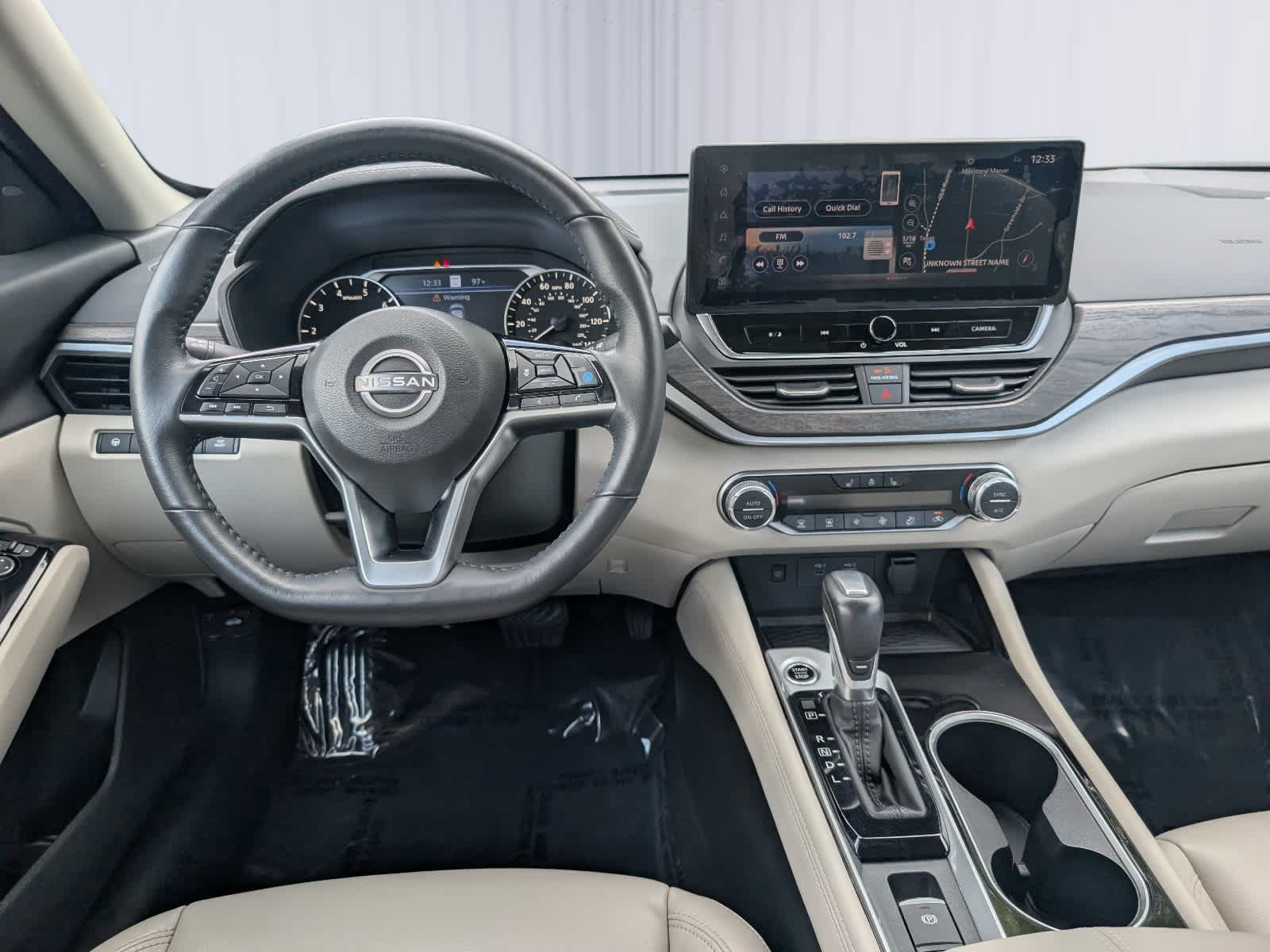 Used 2023 Nissan Altima 2.5 SL AWD/4WD image 16