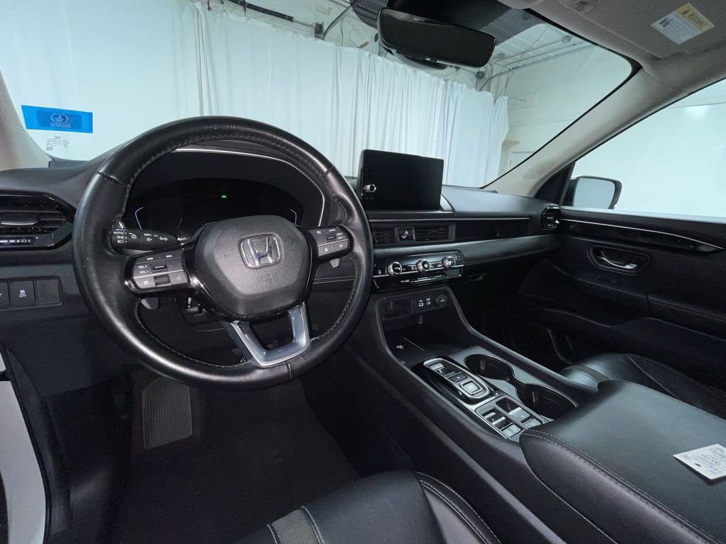 Certified 2025 Honda Pilot EX-L image 13