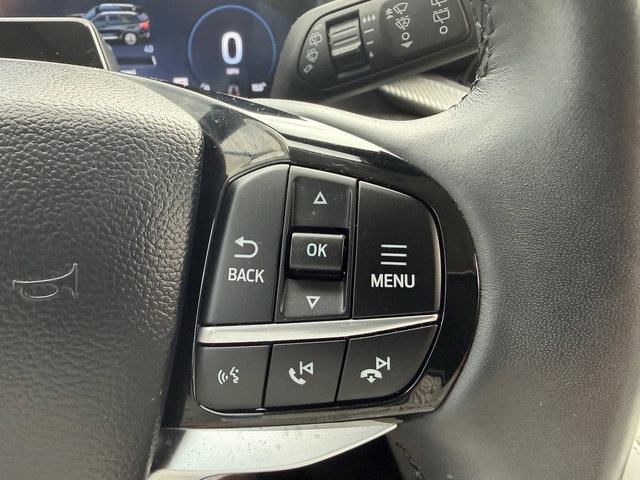 Used 2025 Ford Explorer Platinum AWD/4WD image 15