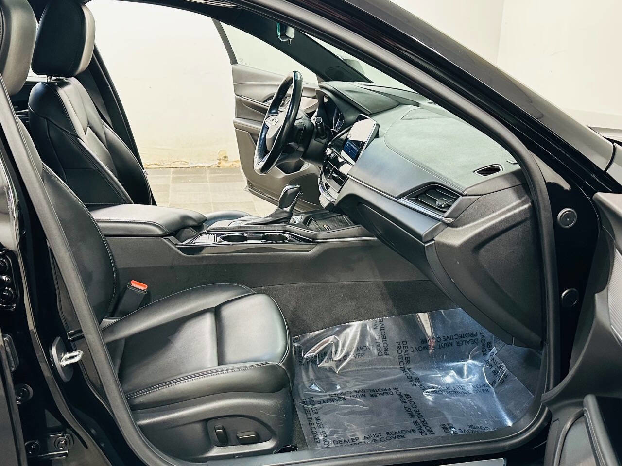 Used 2023 Cadillac CT4 Luxury w/ Sun And Sound Package image 8