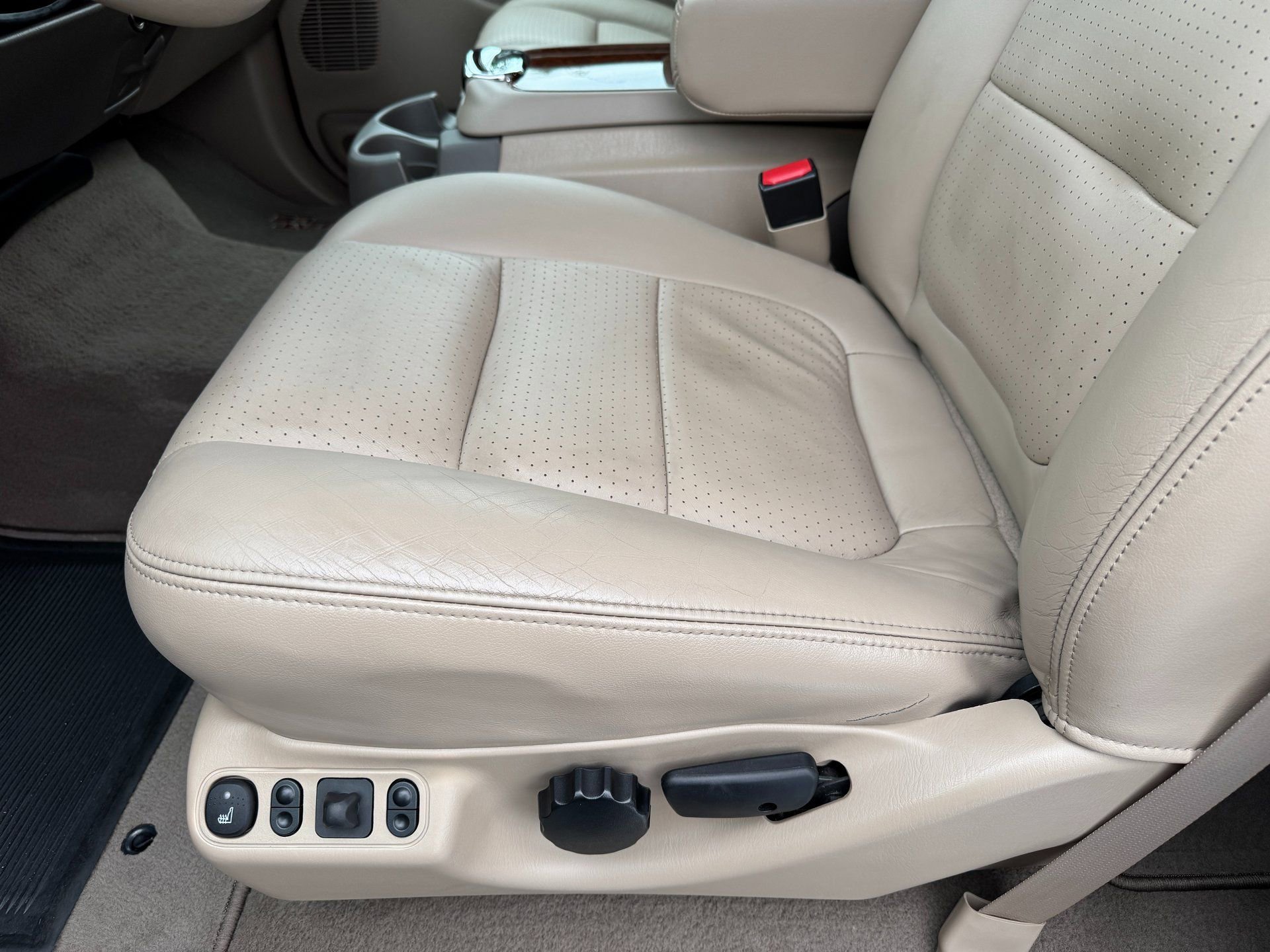 Used 2001 Ford F350 Lariat image 39