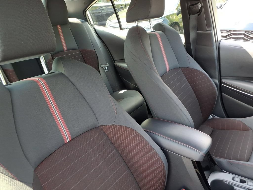 Used 2024 Toyota Corolla SE FWD image 21
