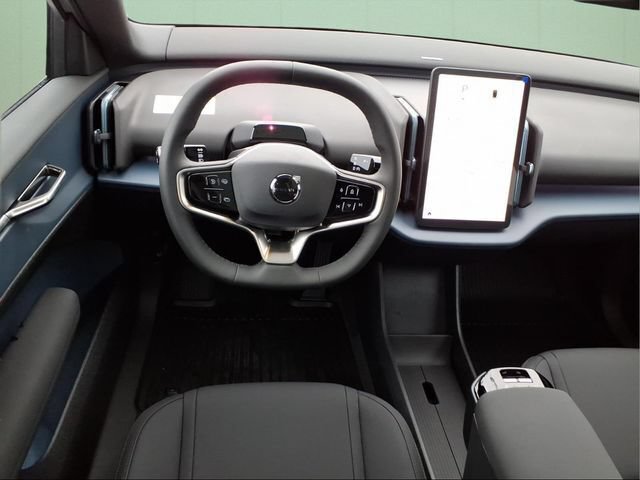 New 2026 Volvo EX30 Plus w/ Protection Package Premier AWD/4WD image 13