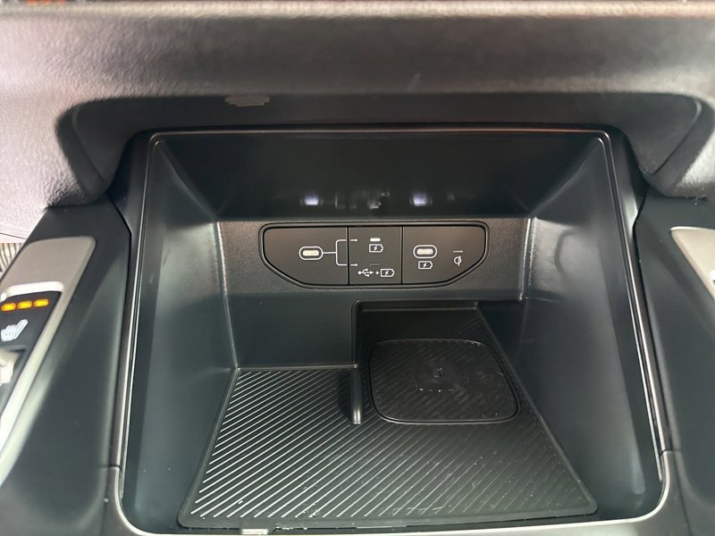 Used 2025 Kia Sorento S image 40