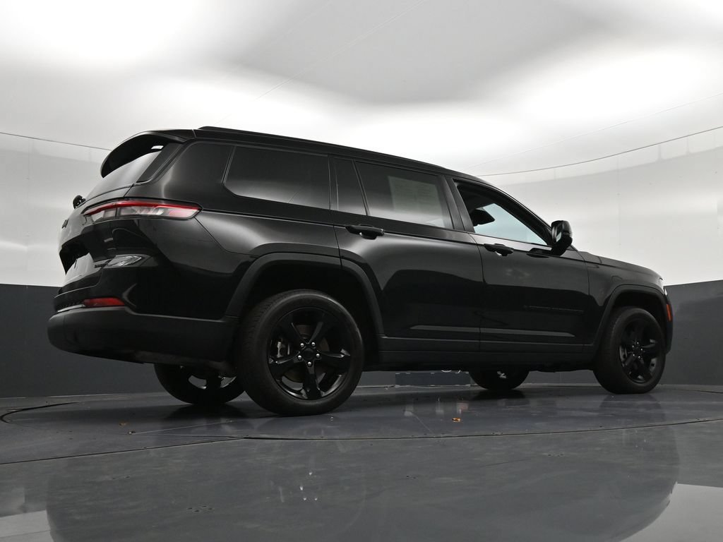 Used 2024 Jeep Grand Cherokee L Limited w/ Black Appearance Package RWD image 28