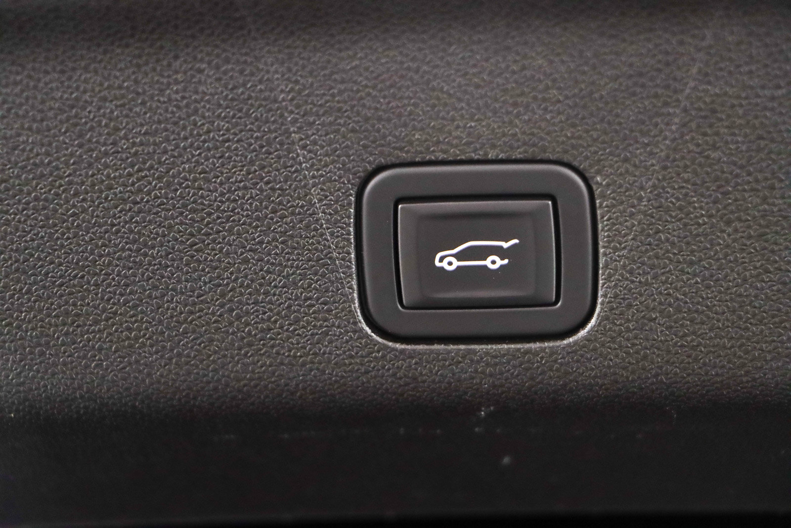 Used 2023 GMC Yukon Denali Ultimate image 37