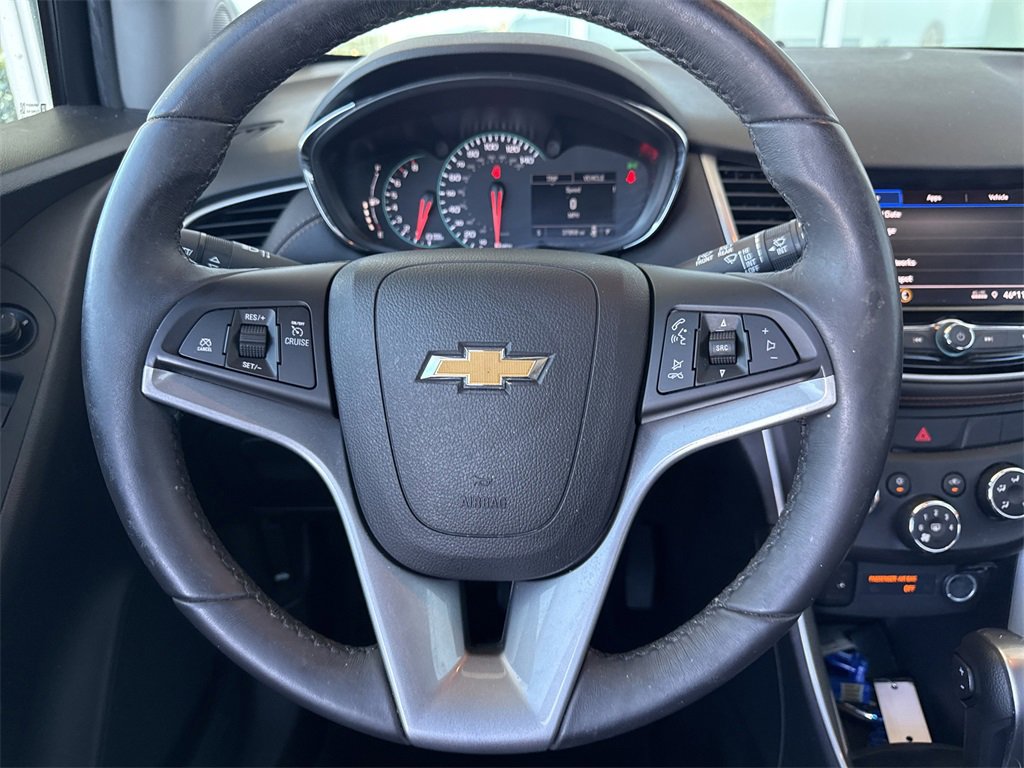 Used 2022 Chevrolet Trax LT w/ Driver Confidence Package image 16