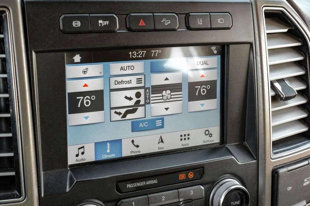 Used 2019 Ford F350 Limited image 35