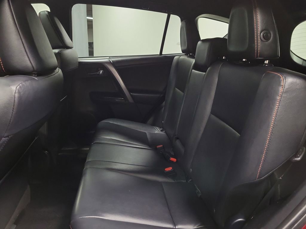 Used 2018 Toyota RAV4 SE w/ Power Extra Value Package image 21