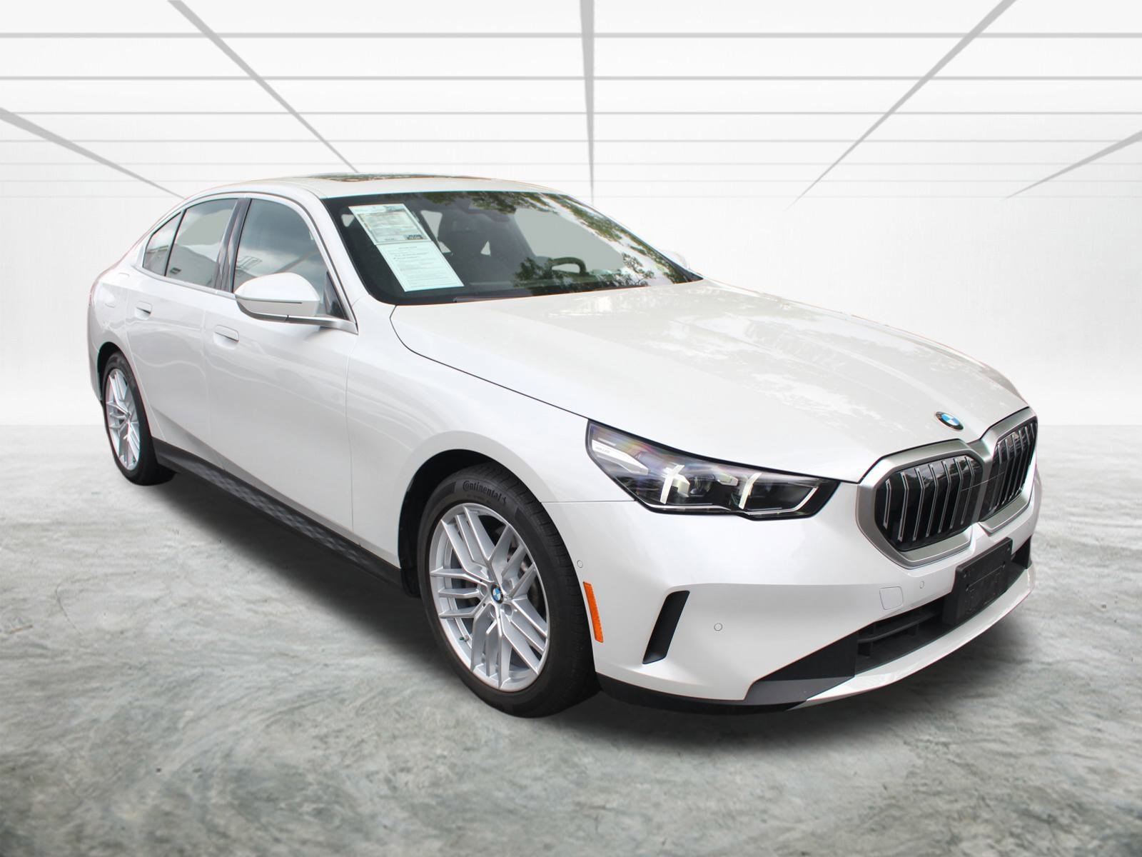 Used 2024 BMW 530i xDrive w/ Convenience Package