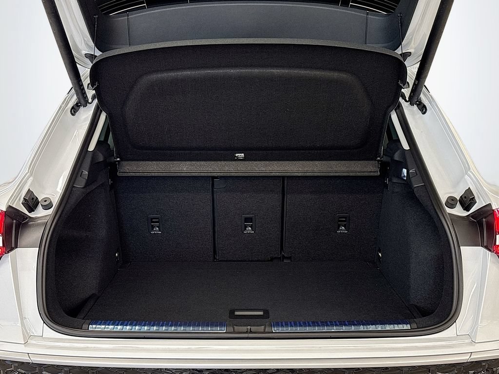 New 2026 Audi Q3 quattro 2.0T AWD/4WD image 21
