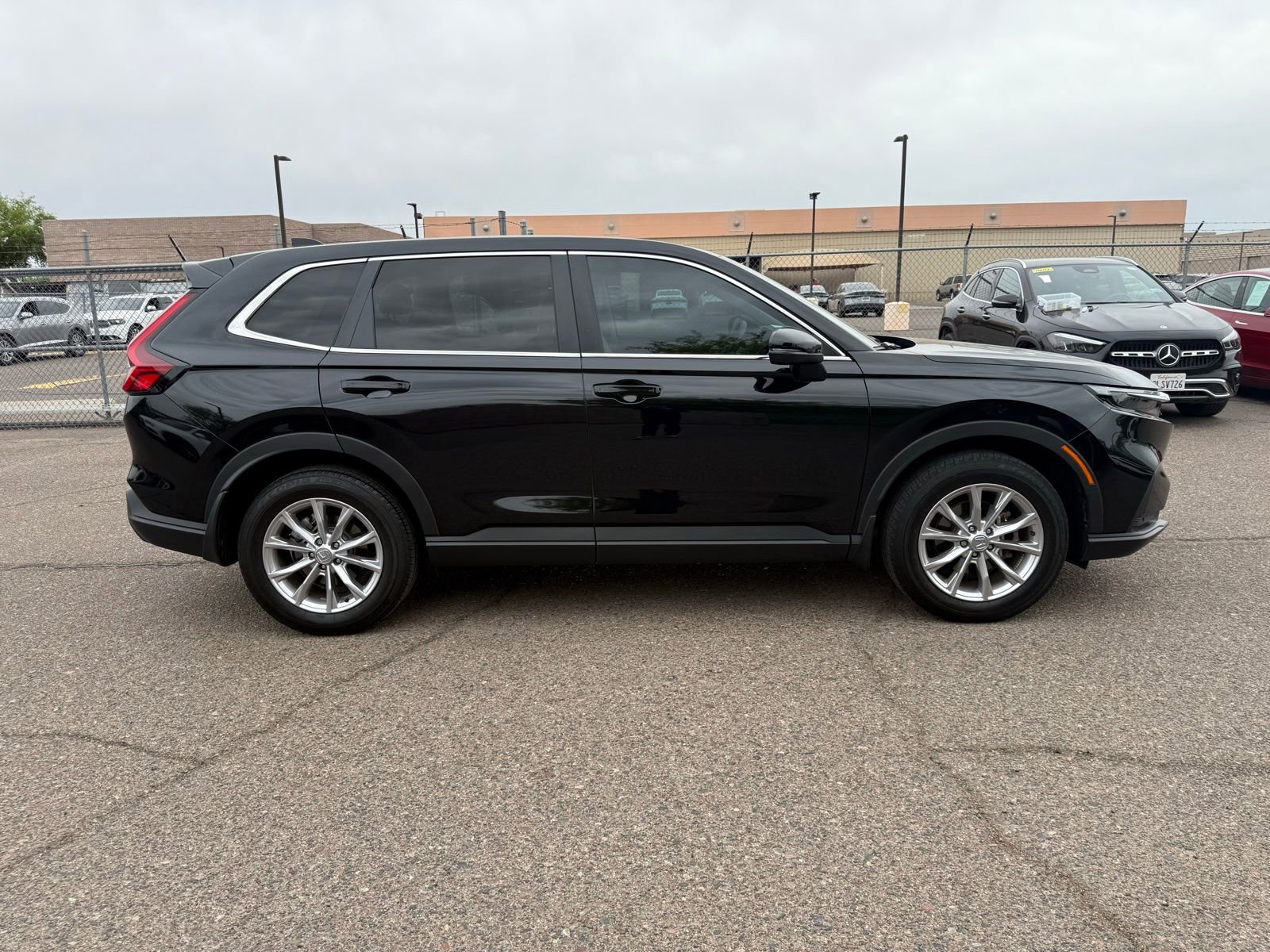 Used 2024 Honda CR-V EX-L image 4