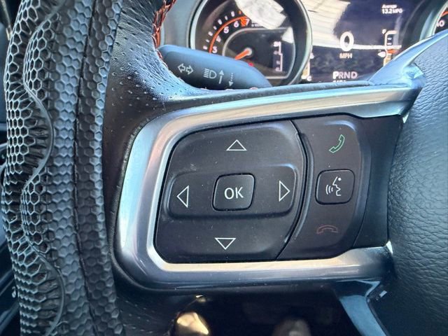 Used 2023 Jeep Gladiator Mojave w/ Cold Weather Group image 15